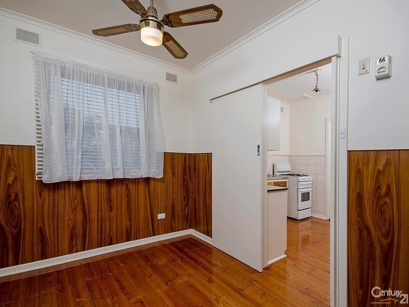 4 Wyreema Street, Largs North SA 5016