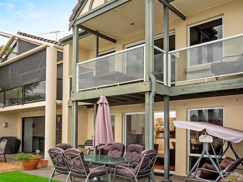 131 One & All Drive, North Haven SA 5018