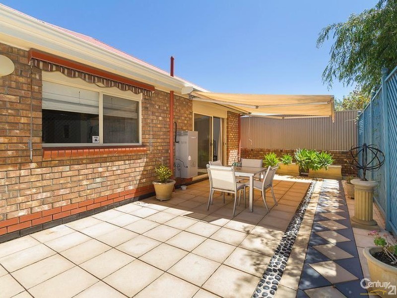 2/35 Albert Street, Semaphore SA 5019