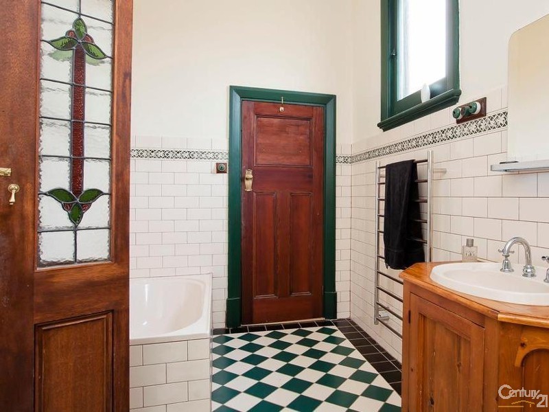 27 Parr Street, Largs Bay SA 5016