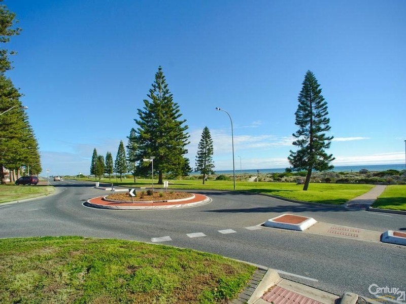 10 Musgrave Street, Largs Bay SA 5016