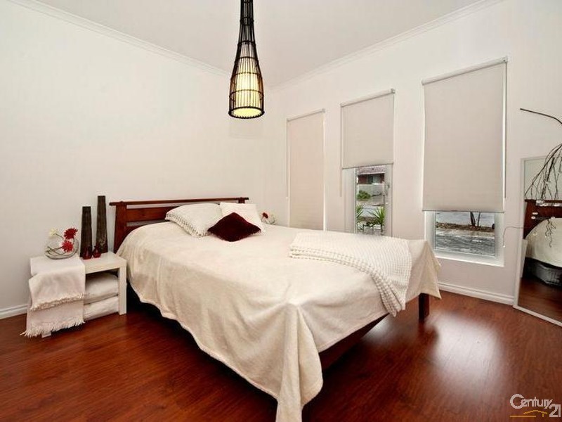 14 Hutley Road, North Haven SA 5018