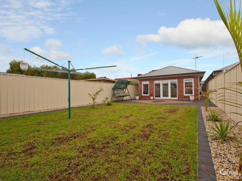 14 Hutley Road, North Haven SA 5018