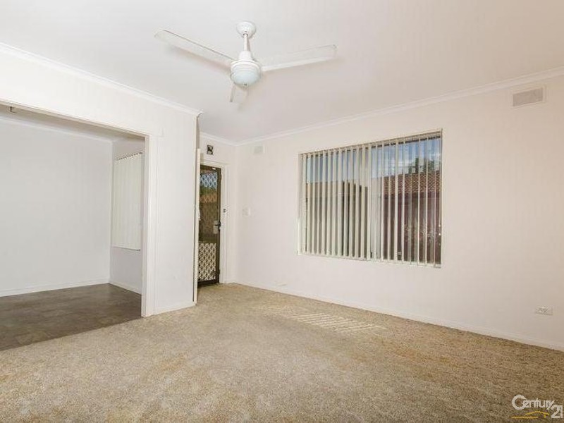 2/18 Sansom Road, Semaphore Park SA 5019