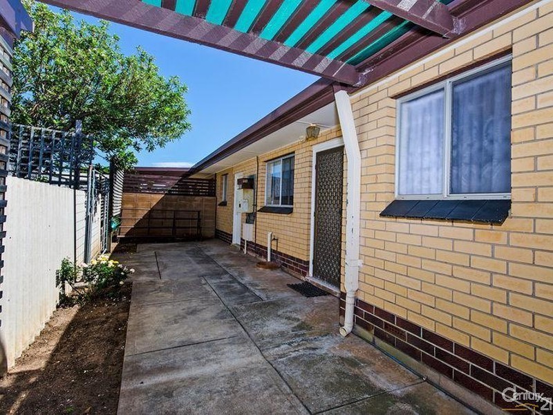 2/18 Sansom Road, Semaphore Park SA 5019
