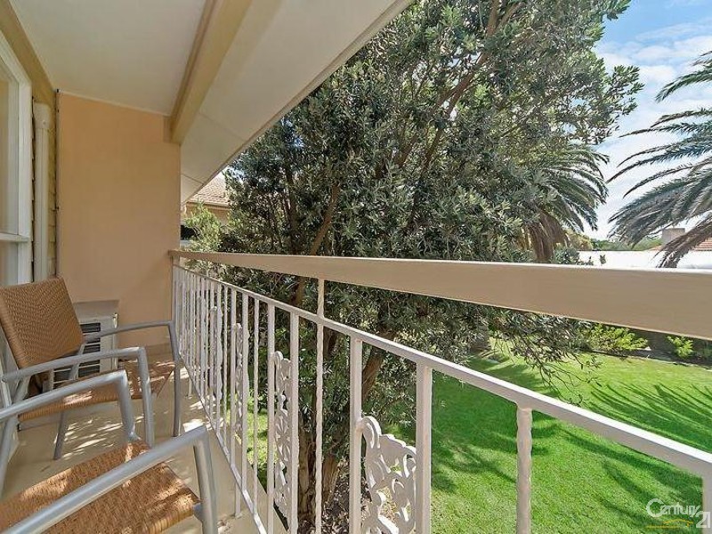 4/6 Tingira Place, Semaphore Park SA 5019