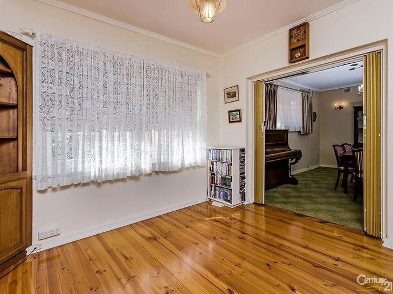 4  Wald Avenue, Semaphore South SA 5019