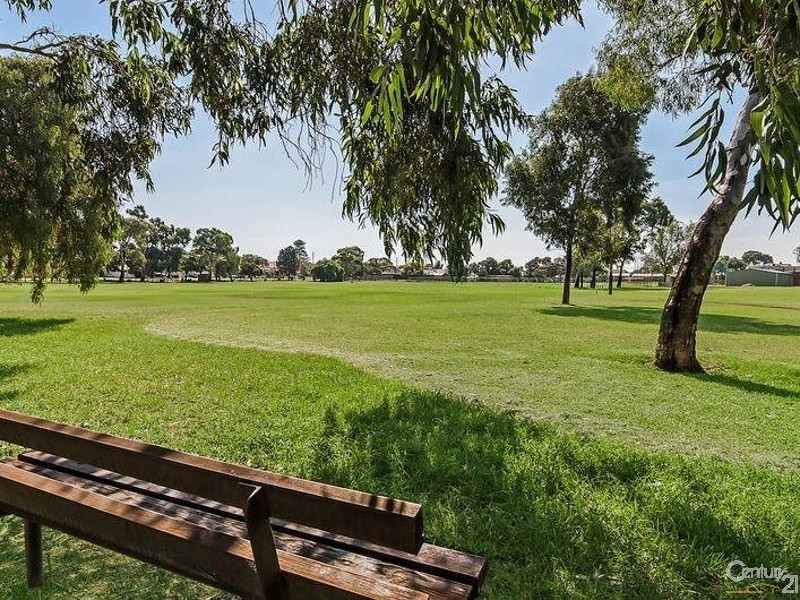 4  Wald Avenue, Semaphore South SA 5019