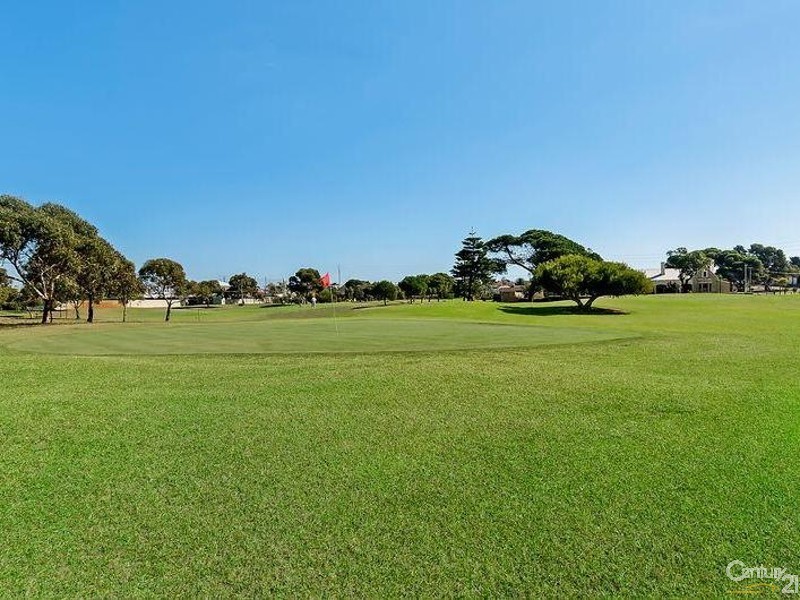 4  Wald Avenue, Semaphore South SA 5019