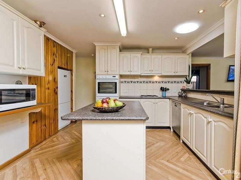 25 Gordon Luxton Drive, North Haven SA 5018