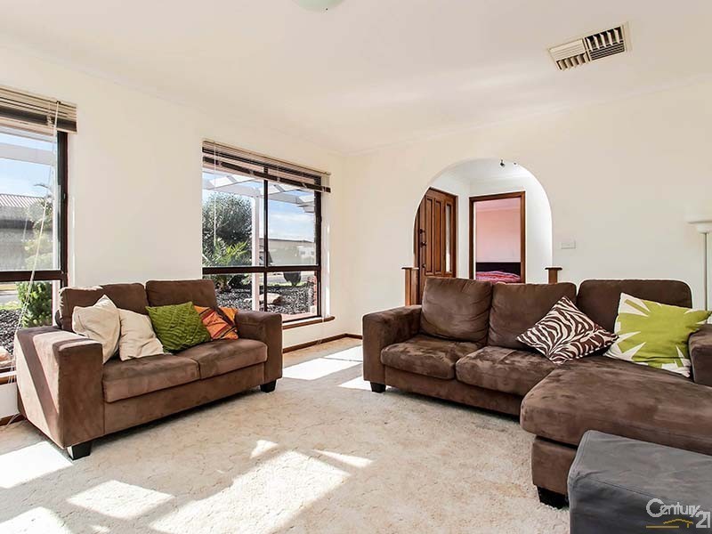 6 Merle Marten Drive, North Haven SA 5018