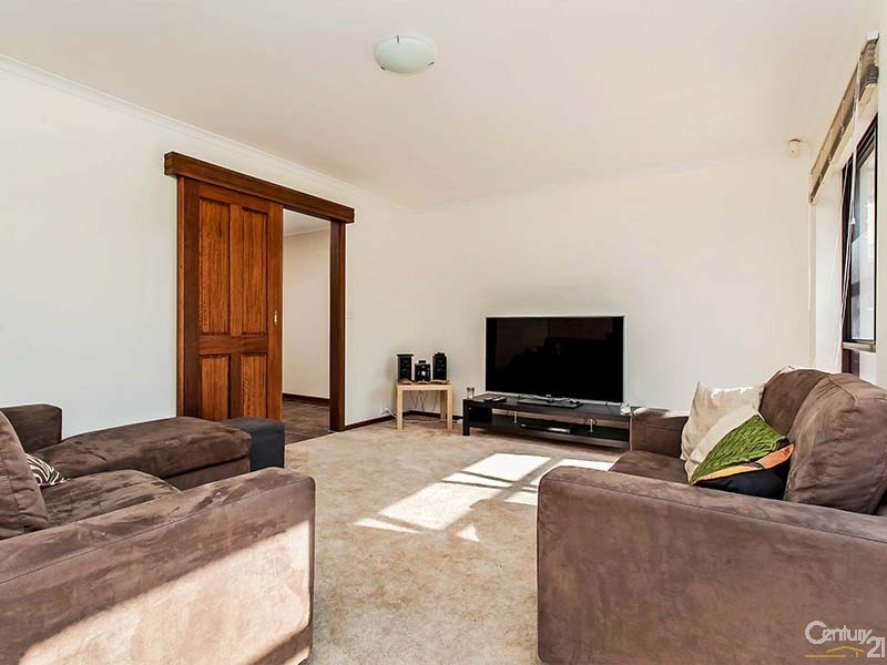 6 Merle Marten Drive, North Haven SA 5018