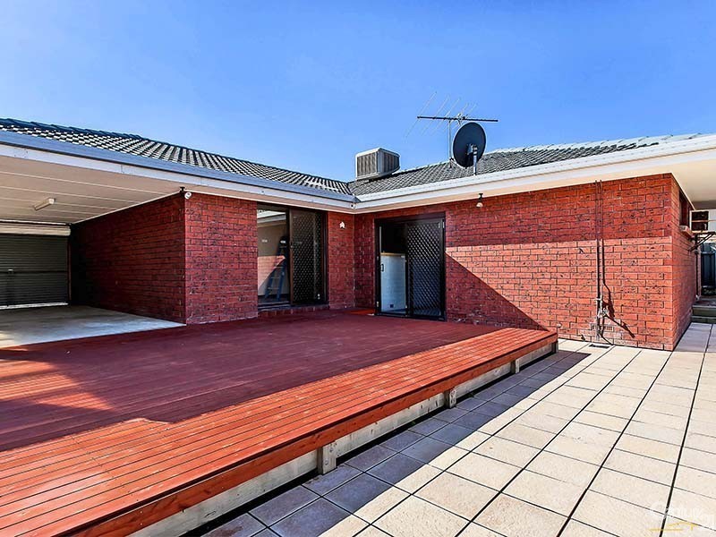 6 Merle Marten Drive, North Haven SA 5018