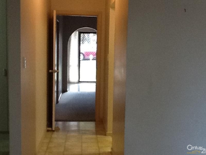 19 Bowman Cres, Enfield SA 5085