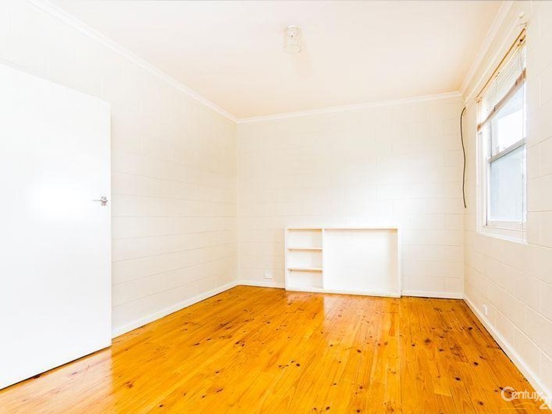 16  Kooringa Street, Taperoo SA 5017