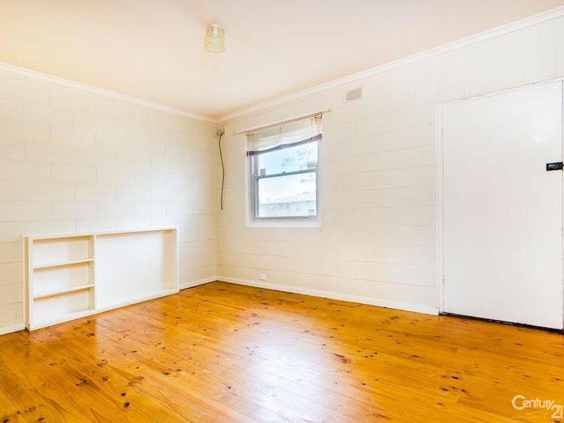 16  Kooringa Street, Taperoo SA 5017