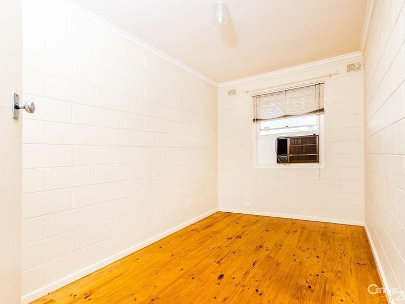 16  Kooringa Street, Taperoo SA 5017