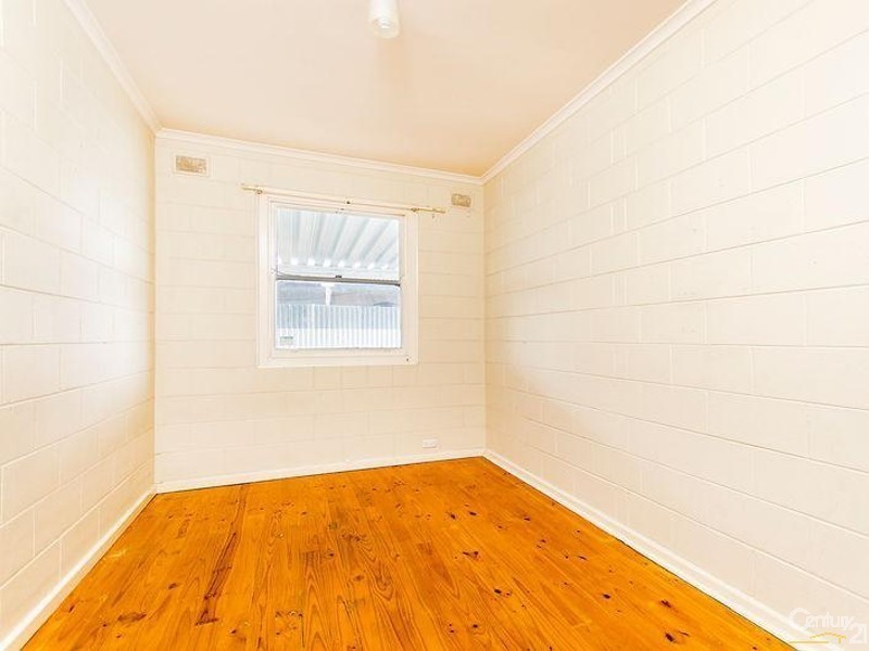 16  Kooringa Street, Taperoo SA 5017