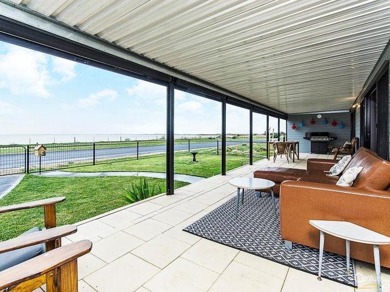 41 Lake Road, Milang SA 5256