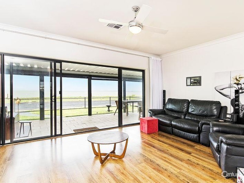 41 Lake Road, Milang SA 5256