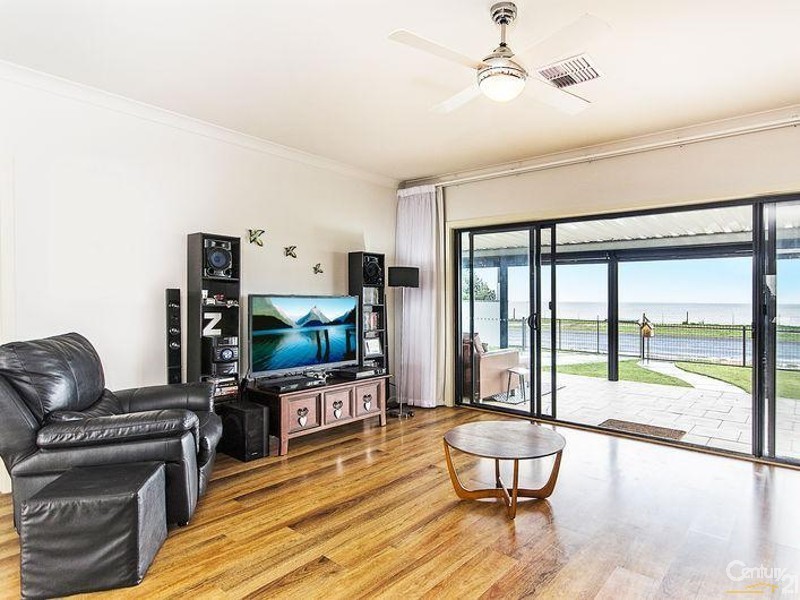 41 Lake Road, Milang SA 5256