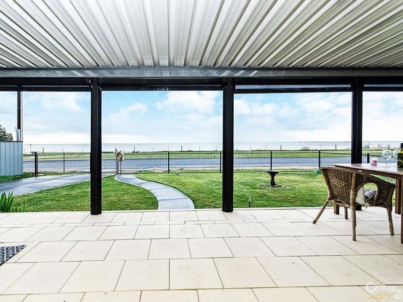 41 Lake Road, Milang SA 5256