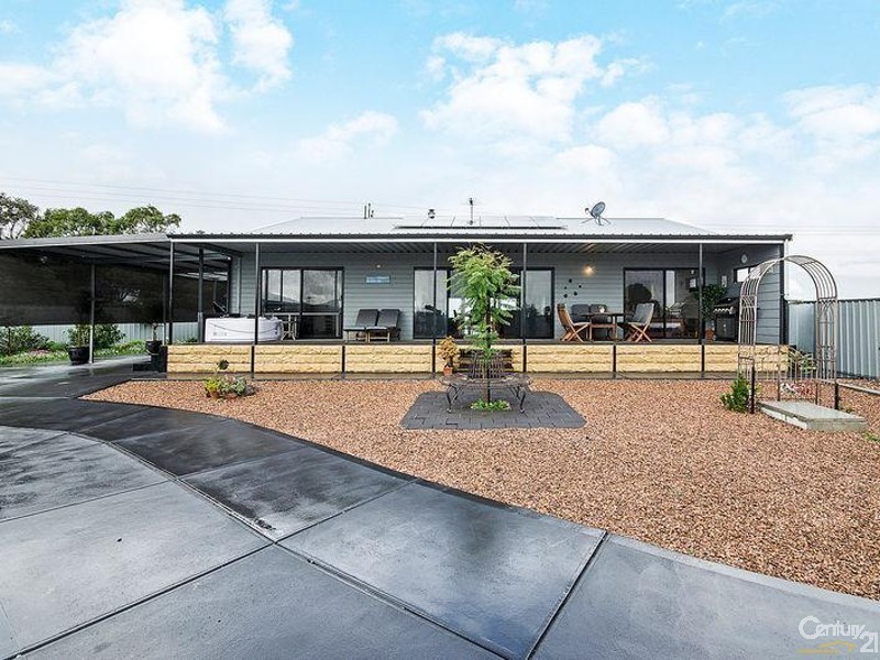 41 Lake Road, Milang SA 5256