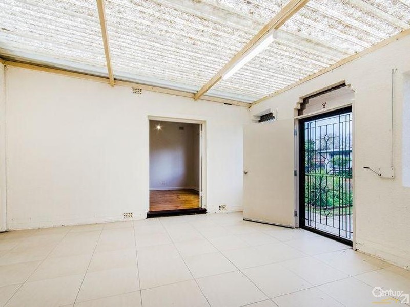 63 Mary Street, Largs Bay SA 5016