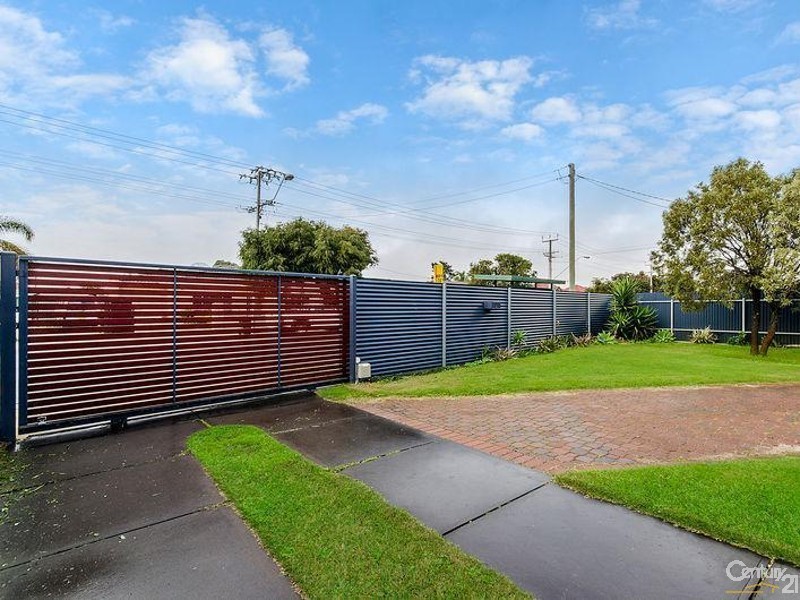 2 Sansom Road, Semaphore Park SA 5019
