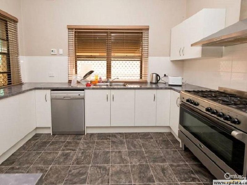 28 Overland Rd, Croydon SA 5008