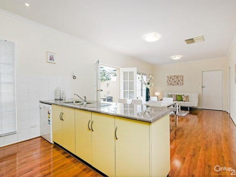 1 Lauriana Court, North Haven SA 5018