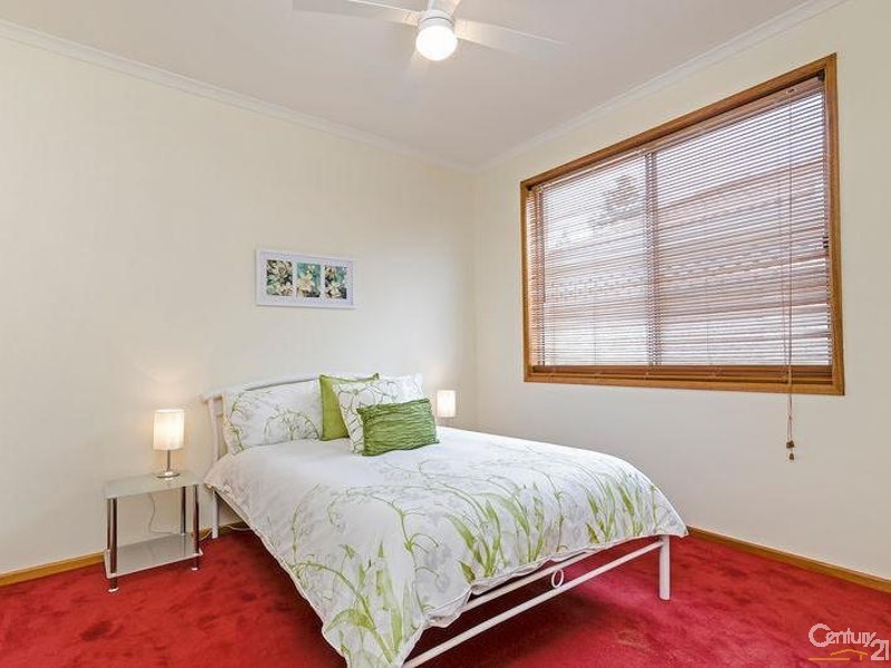 1 Lauriana Court, North Haven SA 5018