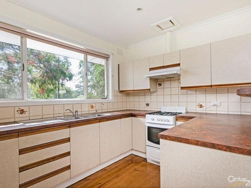 15 Lema Avenue, Fairview Park SA 5126