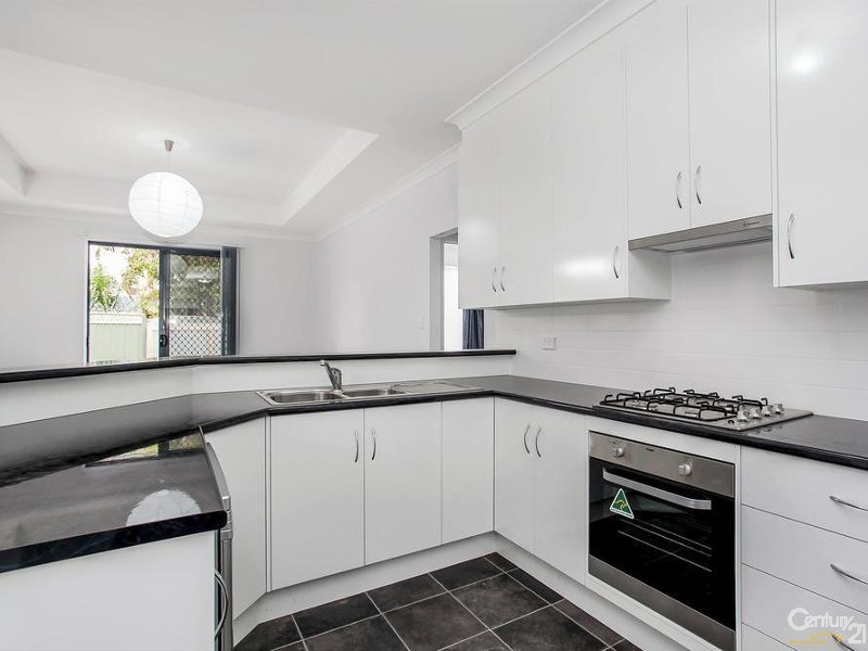 24 Hanson Street, Semaphore SA 5019