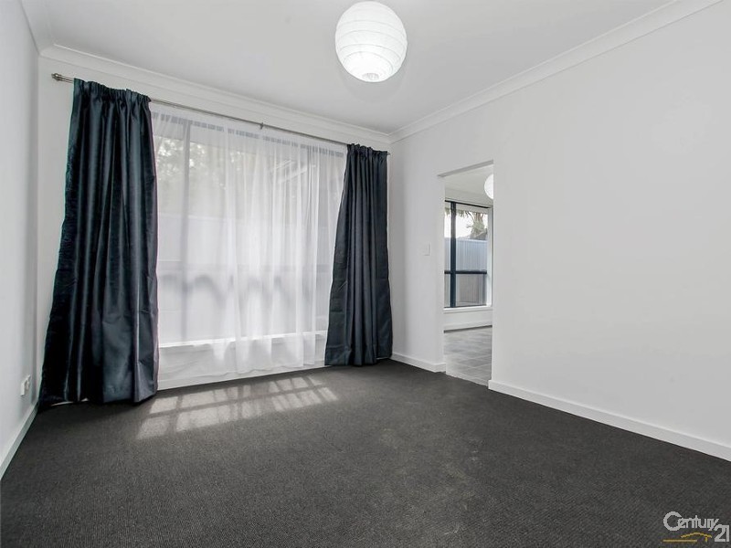 24 Hanson Street, Semaphore SA 5019