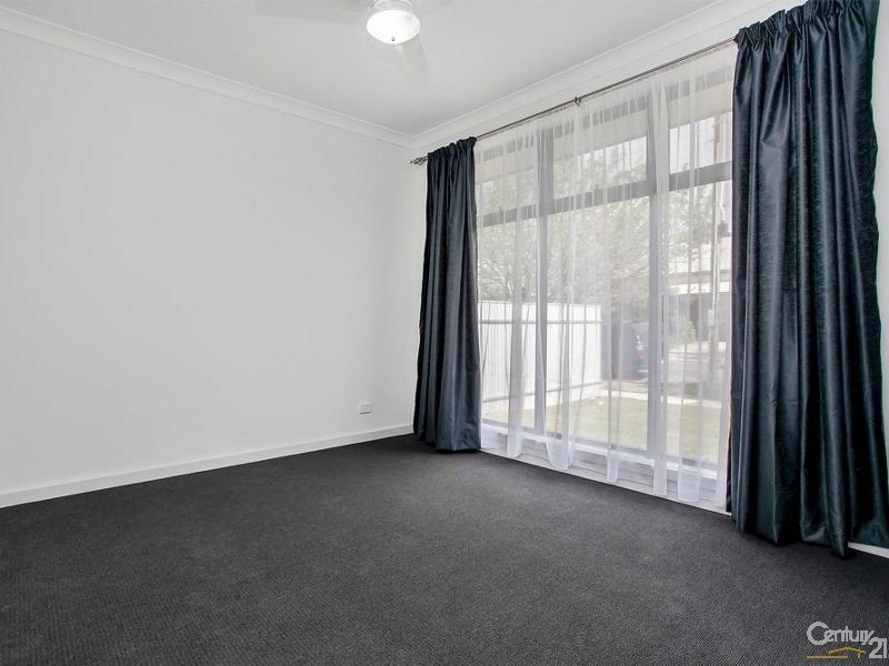 24 Hanson Street, Semaphore SA 5019