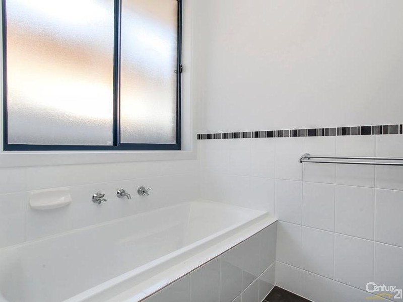 24 Hanson Street, Semaphore SA 5019