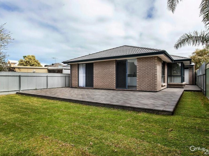 24 Hanson Street, Semaphore SA 5019