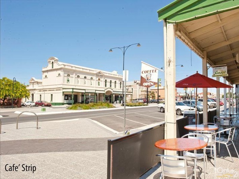 22 Cavendish Street, Semaphore SA 5019