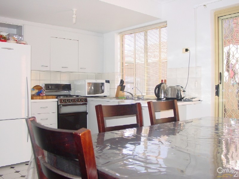 33 Olive Street, Largs Bay SA 5016