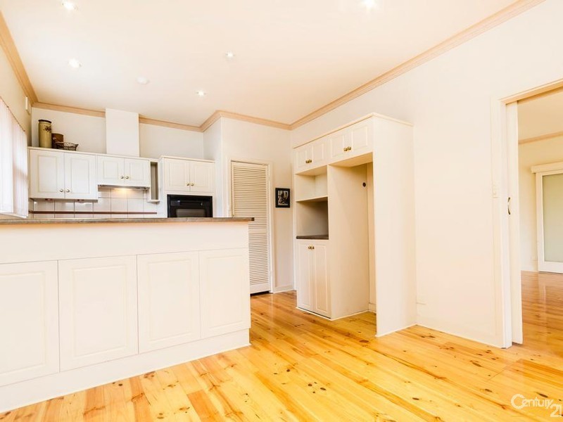 60 Exmouth Road, Glanville SA 5015