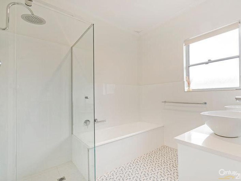 4 Victoria Street, Semaphore Park SA 5019