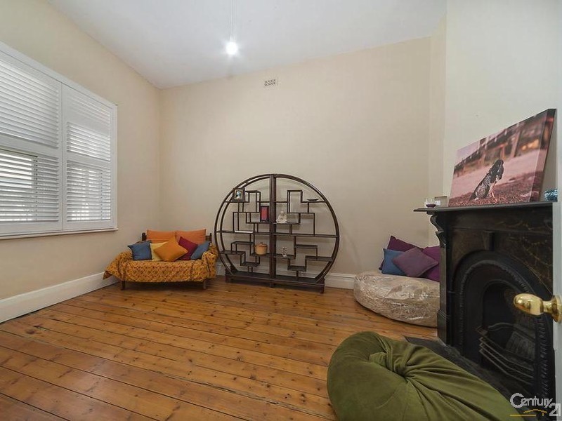 63 Victoria Road, Birkenhead SA 5015