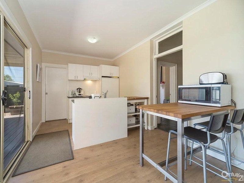 63 Victoria Road, Birkenhead SA 5015
