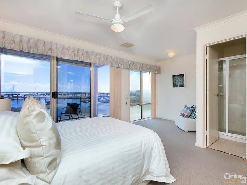 2/2 Cooroyba Court, North Haven SA 5018