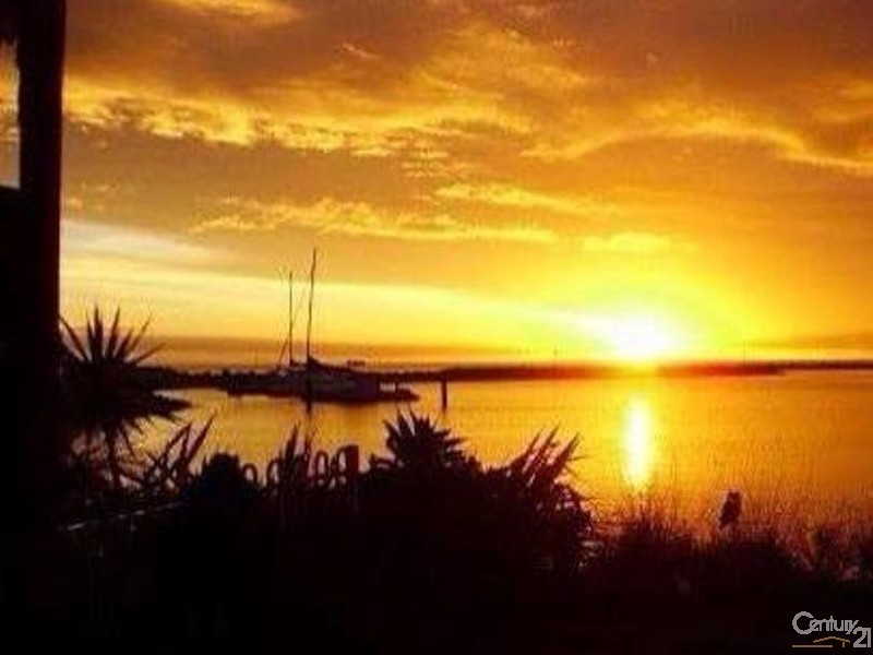 2/2 Cooroyba Court, North Haven SA 5018