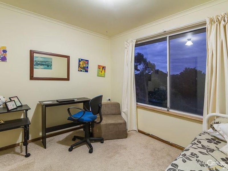10  Reserve Parade, Morphett Vale SA 5162