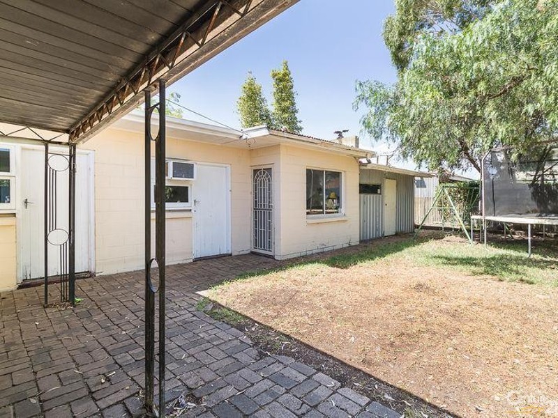 18 Bucknall Road, Glanville SA 5015