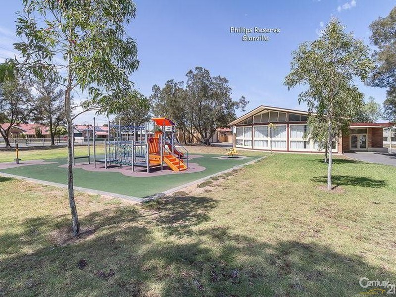 18 Bucknall Road, Glanville SA 5015