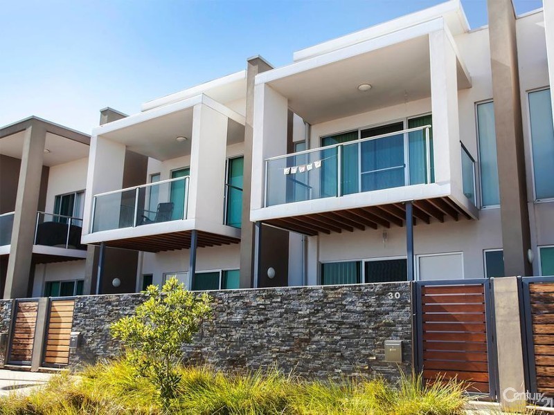 30 Karka Cove, New Port SA 5015